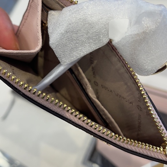 Michael Kors Jet Set Travel Small Leather Top Zip Coin Pouch With ID - Picture 8 of 9